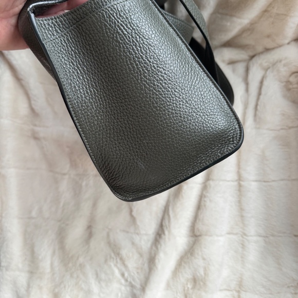 Cuyana double loop bag olive - Picture 2 of 7